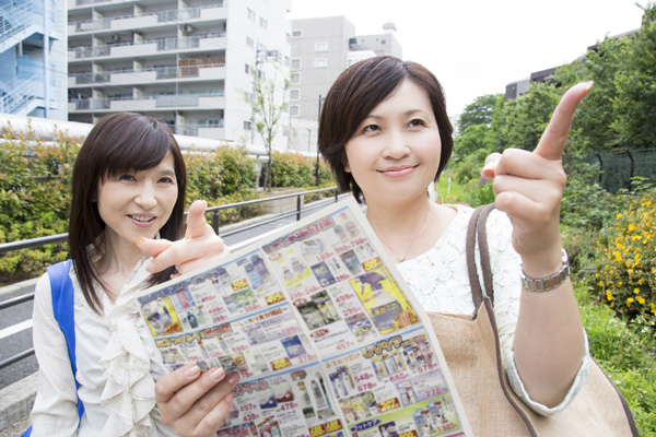 古典的でも効果あり！地元向け折込チラシ